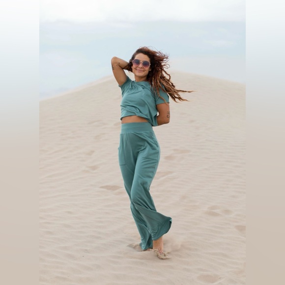 Savvi Courtney Set in Teal Green - Picture 4 of 16